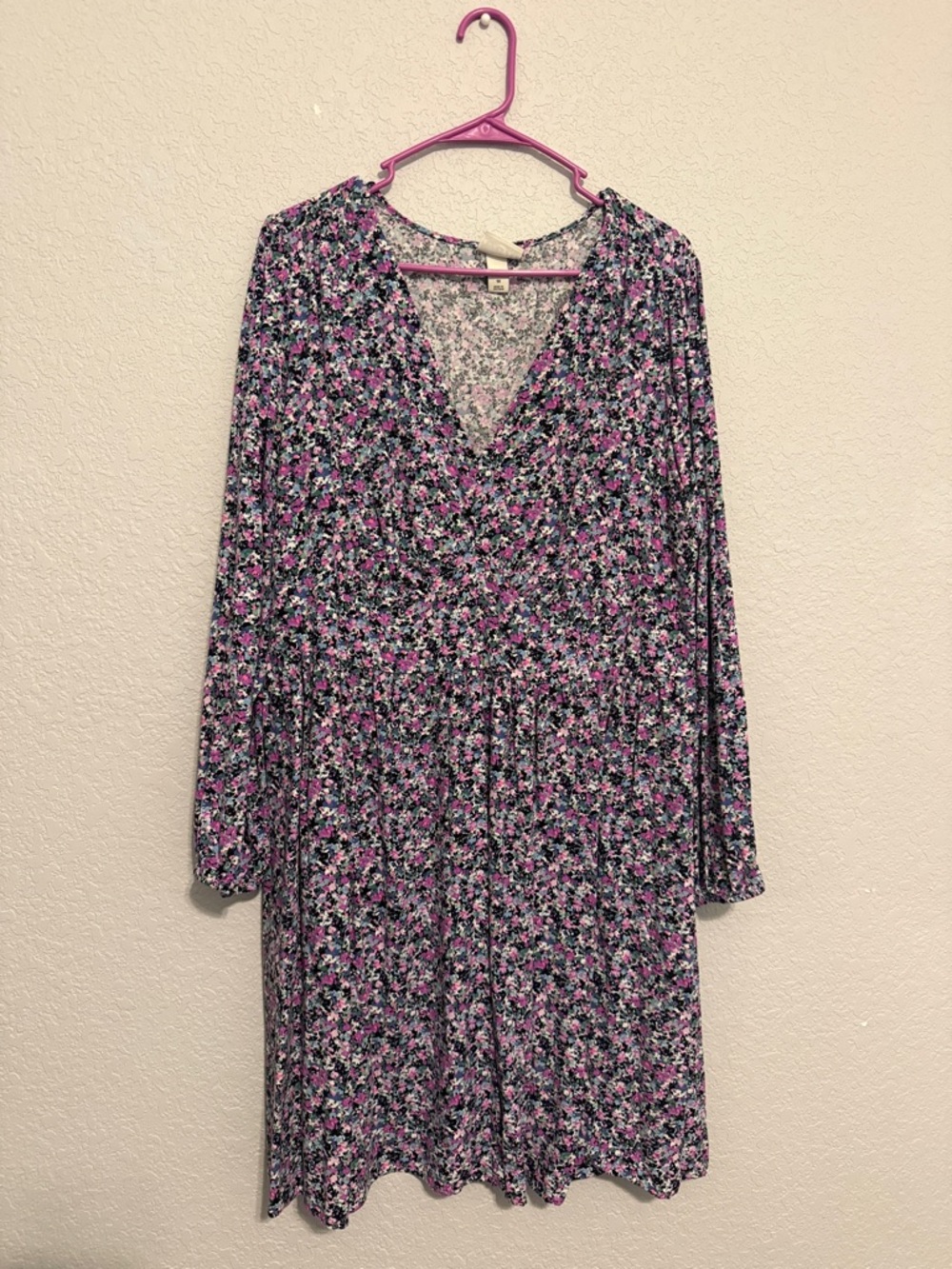 Ava & Viv Floral V-Neck Dress in Pink, Black & Blue